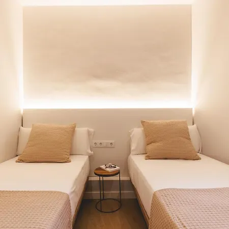 Bravissimo Marques De Camps, 3-Bedroom Apartment Girona Exterior photo
